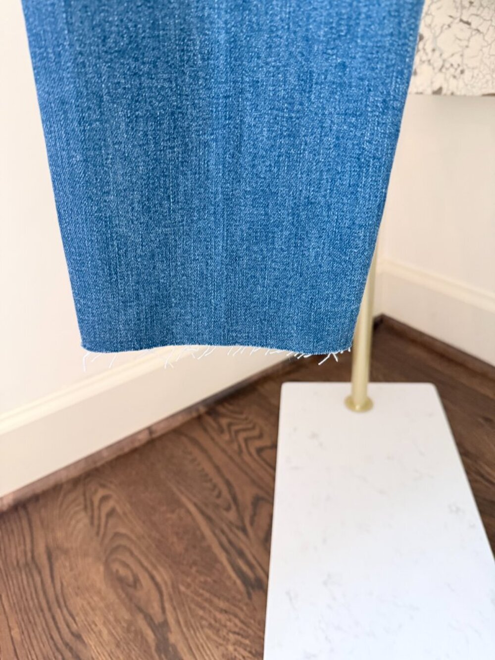 L'Agence Sada High Rise Cropped Slim-Leg Raw-Hem Ankle Jeans - Cambridge - NWT - Picture 4 of 8